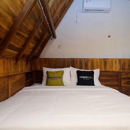 Urbanview Villa Lukulo Kebumen By Reddoorz Ngoại thất bức ảnh