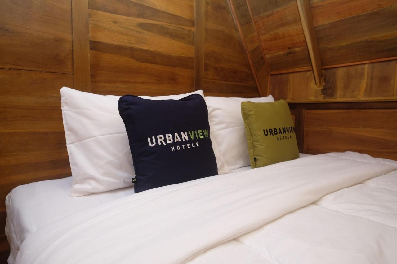 Urbanview Villa Lukulo Kebumen By Reddoorz Ngoại thất bức ảnh